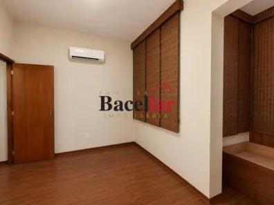 Kitnet com 1 Quarto à venda, 32m² no Copacabana, Rio de Janeiro
