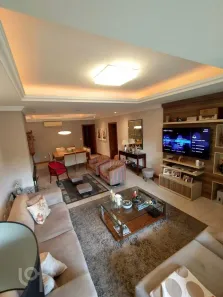 Apartamento com 3 Quartos à venda, 202m² no Vila Ipiranga, Porto Alegre