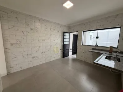 Casa com 2 Quartos para alugar, 130m² no Vila Lúcia, São Paulo