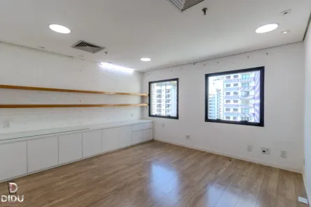 Sala Comercial à venda, 29m² no Indianópolis, São Paulo