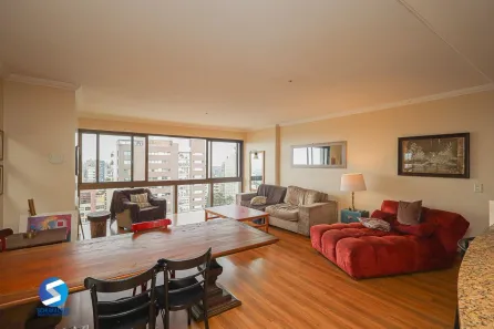 Apartamento com 3 Quartos à venda, 122m² no Três Figueiras, Porto Alegre