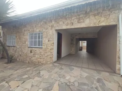 Casa com 3 Quartos à venda, 160m² no Parque Dom Pedro II, Campinas