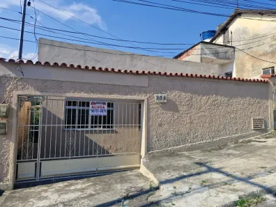 Casa com 2 Quartos para alugar, 140m² no Brasilândia, São Gonçalo