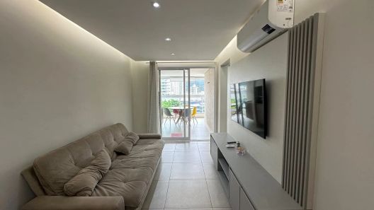 Apartamento com 2 Quartos à venda, 69m² no Enseada, Guarujá