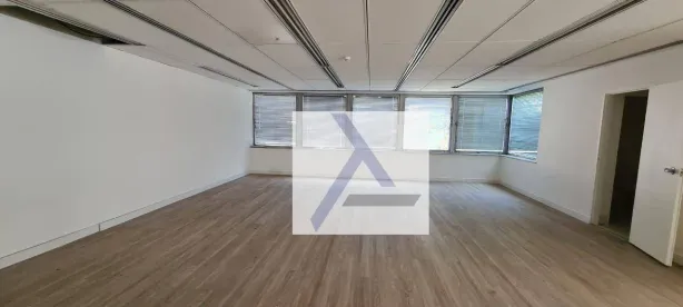 Sala Comercial para alugar, 130m² no Itaim Bibi, São Paulo