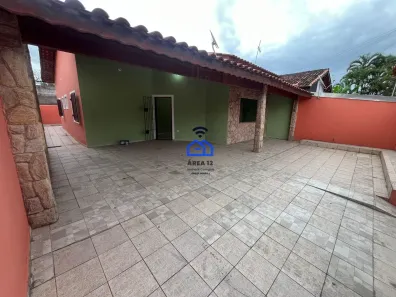 Casa com 3 Quartos para alugar, 160m² no Praia das Palmeiras, Caraguatatuba