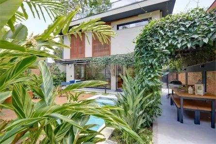 Sobrado com 3 Quartos à venda, 320m² no Granja Julieta, São Paulo