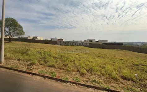 à venda, 360m² no Parque Residencial Nature I, São José do Rio Preto