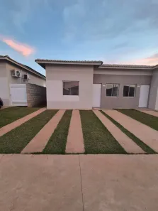 Casa de Condomínio com 3 Quartos para alugar, 79m² no Novo Mundo, Várzea Grande