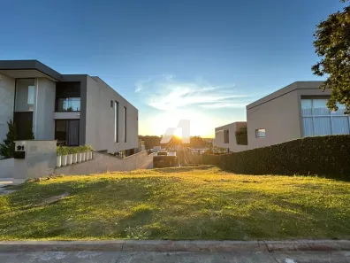 Lote/Terreno à venda, 490m² no Alphaville, Santana de Parnaíba
