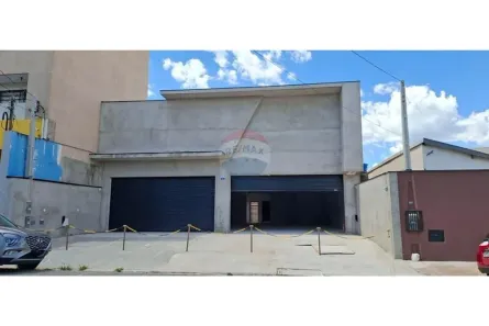 Ponto Comercial para alugar, 268m² no Vila Vianelo, Jundiaí