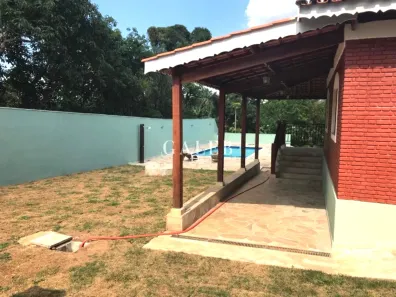 Fazenda/Sítio com 4 Quartos à venda, 380m² no Jardim Estância Brasil, Atibaia