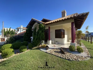 Casa com 4 Quartos à venda, 172m² no Tramandaí, Tramandaí