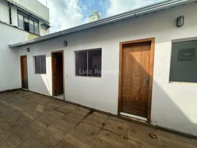 Casa com 6 Quartos para alugar, 232m² no Santa Efigênia, Belo Horizonte