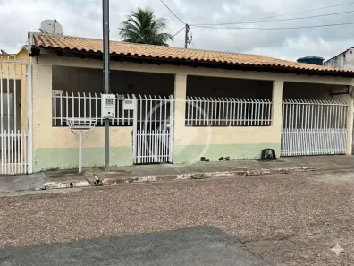 Casa com 3 Quartos à venda, 300m² no Coophamil, Cuiabá