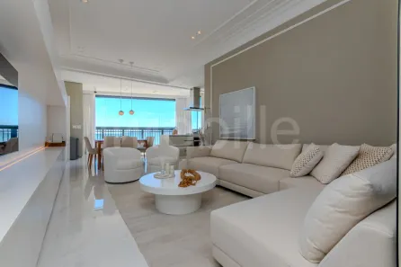 Apartamento com 3 Quartos à venda, 187m² no Meia Praia, Itapema