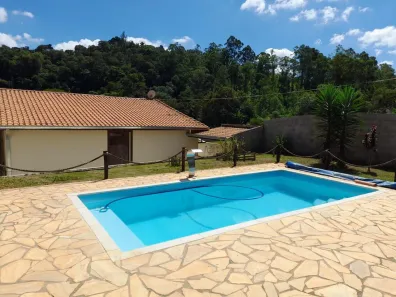 Fazenda/Sítio com 3 Quartos à venda, 1000m² no , Mairinque