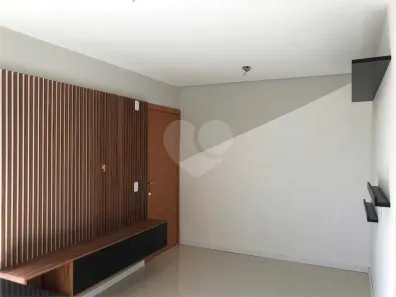 Apartamento com 2 Quartos à venda, 39m² no Vila Nova, Porto Alegre