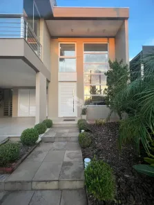 Casa com 3 Quartos à venda, 170m² no Estância Velha, Canoas
