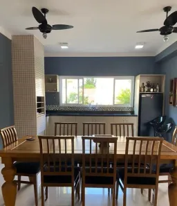 Casa de Condomínio com 4 Quartos à venda, 299m² no Jardim Itália, Cuiabá