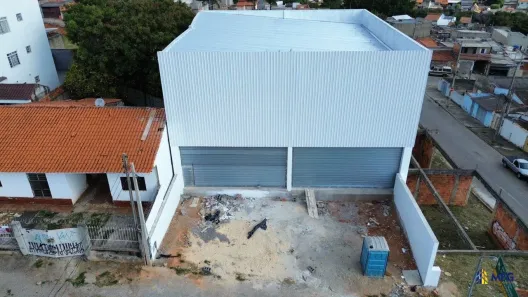 Galpão/Depósito/Armazém à venda, 288m² no Jardim Simus, Sorocaba
