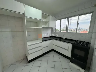 Apartamento com 2 Quartos para alugar, 98m² no Coqueiros, Florianópolis