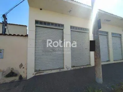 Ponto Comercial para alugar, 60m² no Nossa Senhora das Graças, Uberlândia