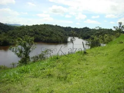 à venda, 1003m² no Vargem Grande, São José dos Campos