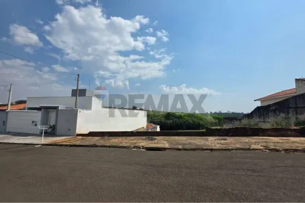 Lote/Terreno à venda, 250m² no Altos do Paraíso, Botucatu