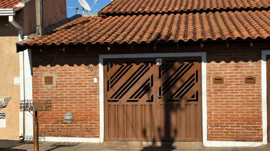 Casa com 2 Quartos à venda, 95m² no Centro, Jardinópolis