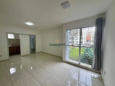 Flat com 1 Quarto para alugar, 32m² no Coqueiros, Florianópolis