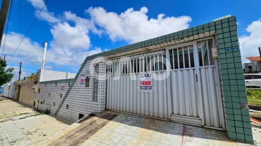 Casa à venda, 187m² no Candelária, Natal
