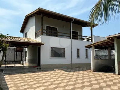 Sobrado com 3 Quartos à venda, 150m² no Pontal de Santa Marina, Caraguatatuba