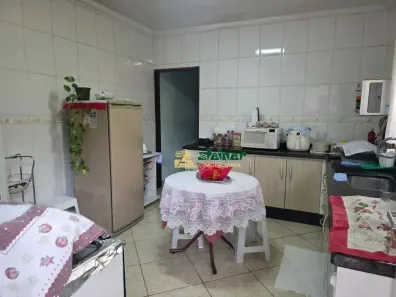 Sobrado com 4 Quartos à venda, 140m² no Cidade Jardim Cumbica, Guarulhos