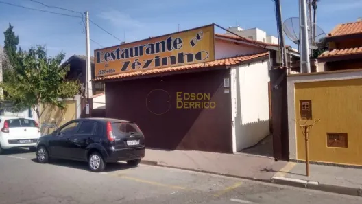 Casa com 3 Quartos à venda, 210m² no Vila Bourghese, Pindamonhangaba
