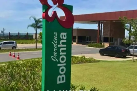 Lote/Terreno à venda, 690m² no Jardins Bolonha, Senador Canedo