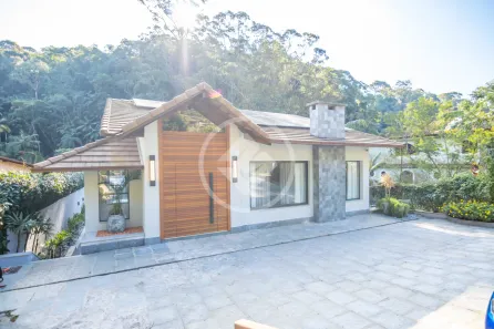 Casa de Condomínio com 4 Quartos à venda, 177m² no Carlos Guinle, Teresópolis