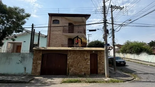 Sobrado com 3 Quartos à venda, 198m² no Chácara Doutor Hipólito, Taubaté