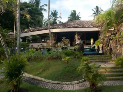 Casa com 5 Quartos para alugar, 3000m² no Itapuã, Salvador