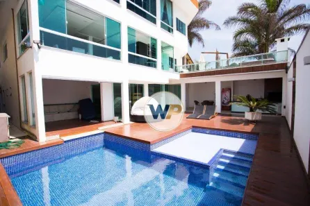 Casa com 9 Quartos para alugar, 650m² no Praia dos Amores, Balneário Camboriú