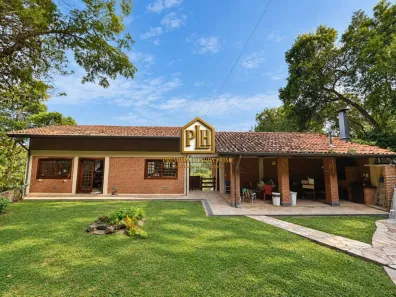 Casa com 3 Quartos à venda, 209m² no Roseira, Mairiporã