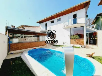Casa com 3 Quartos à venda, 300m² no Campos Elíseos, Taubaté