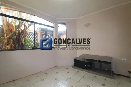 Sobrado com 3 Quartos para alugar, 177m² no Parque Marajoara, Santo André