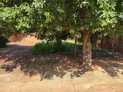 Lote/Terreno à venda, 300m² no Jardim Iguassu II, Rondonópolis