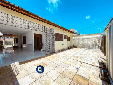 Casa com 3 Quartos para alugar, 190m² no Cidade dos Funcionários, Fortaleza