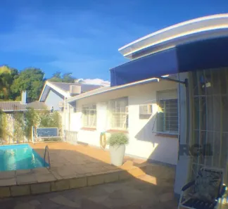 Casa com 3 Quartos à venda, 300m² no Jardim Itu, Porto Alegre