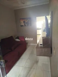 Casa com 3 Quartos à venda, 138m² no Jardim Europa, Uberlândia