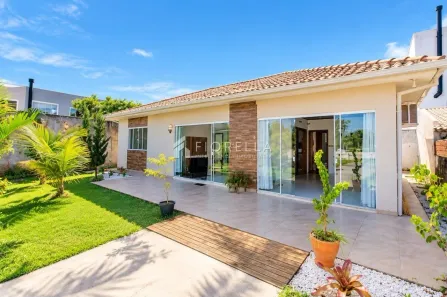 Casa com 3 Quartos para alugar, 106m² no Campeche, Florianópolis
