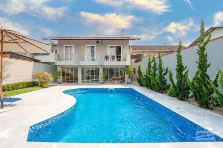 Casa com 3 Quartos à venda, 283m² no Água Verde, Blumenau
