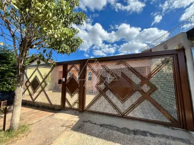 Casa com 3 Quartos para alugar, 115m² no Jardim Esplanada, Marília